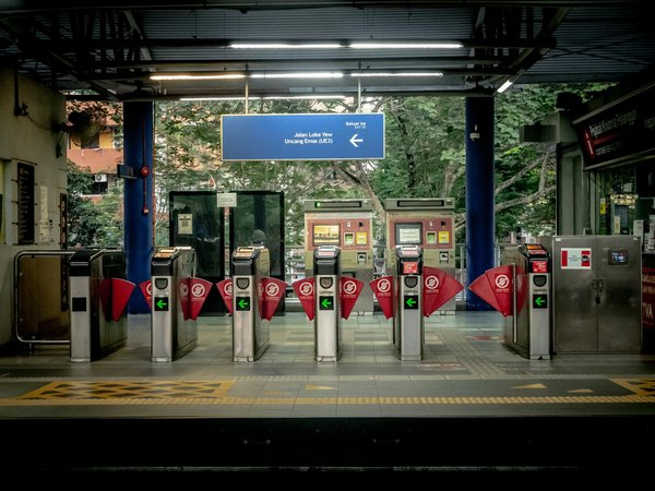 Camping en Côte d'Azur : les meilleurs sites et activités proposés sur les lieux